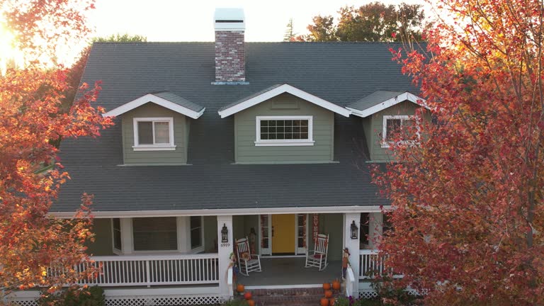 Best Roof Installation  in Glenolden, PA